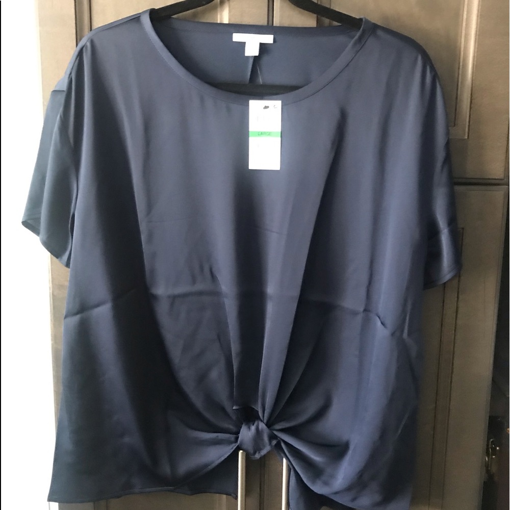 NWT Bar lll Front Twist Blouse
